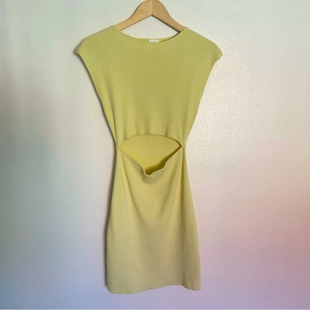 Aritzia Wilfred Free Cut-Out Knit Mini Dress Size Medium in Pastel Lime Vacation